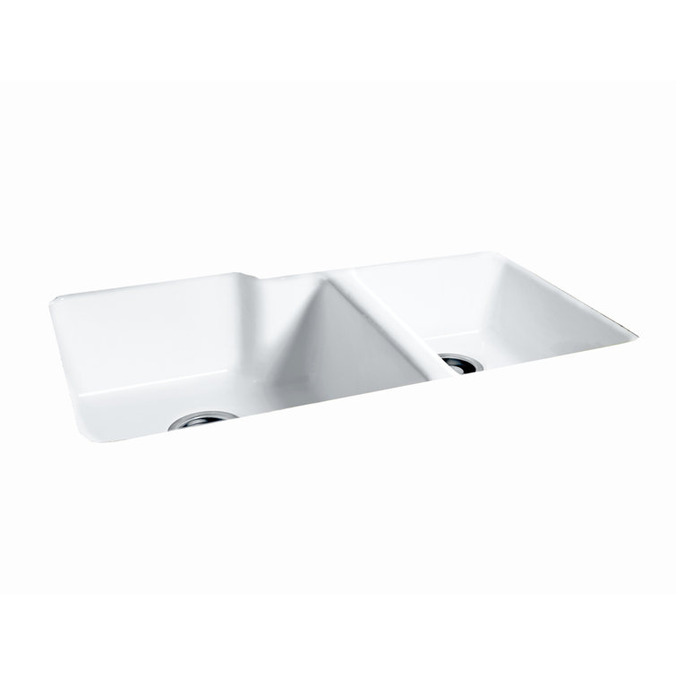 CECO Huntington 36'' L Undermount Double Bowl Cast Iron Kitchen Sink